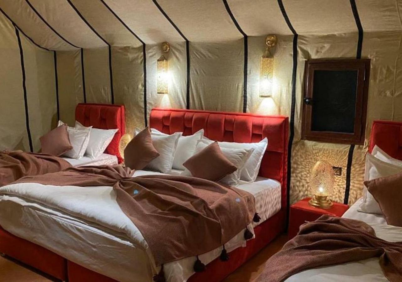 Holiday Luxury Camp メルズーガ 部屋 写真